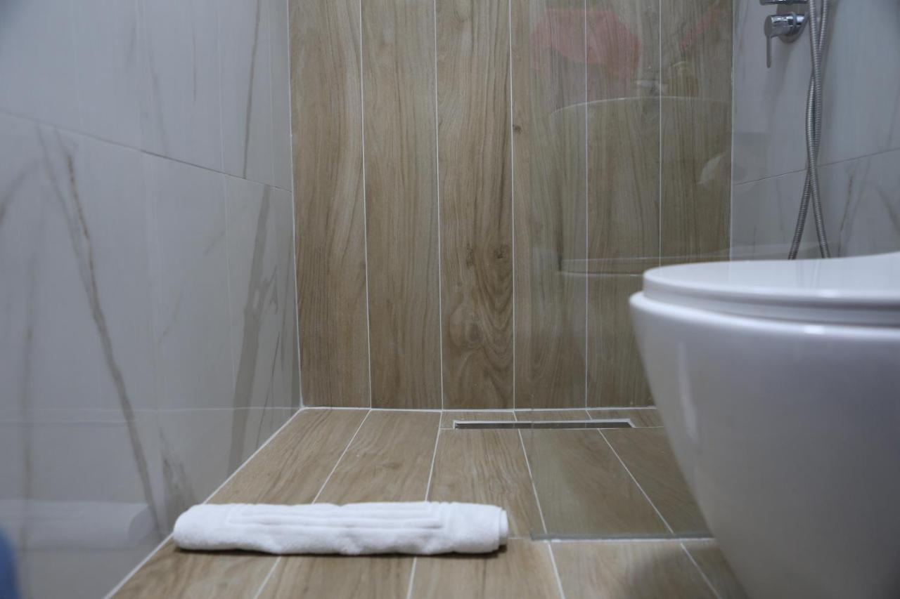 Blloku Studio Apartament Tirana Eksteriør billede